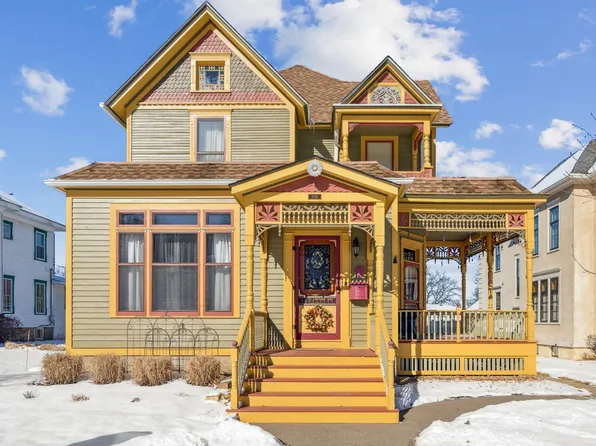 1010 W 4th St, Red Wing, MN 55066