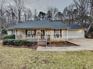 1570 Oklahoma Dr, Buford, GA 30519