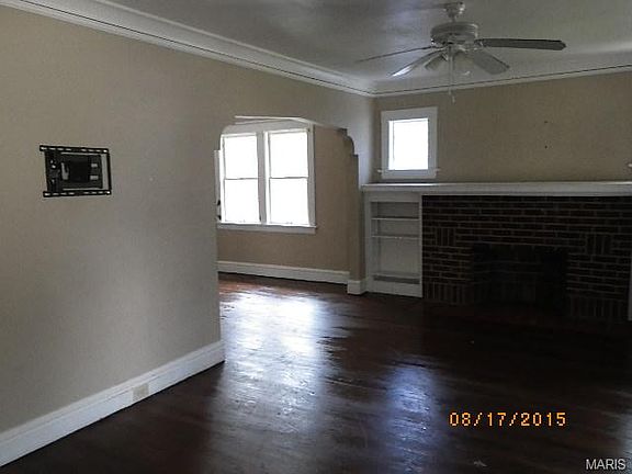 2nd image of 6422 Glenmore Ave