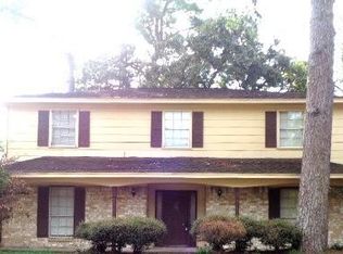 5923 Green Springs Dr, Houston, TX 77066