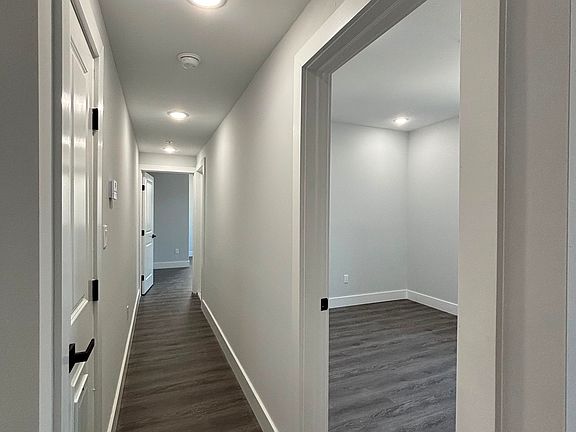5th image of 1108 W Dauphin St #4B