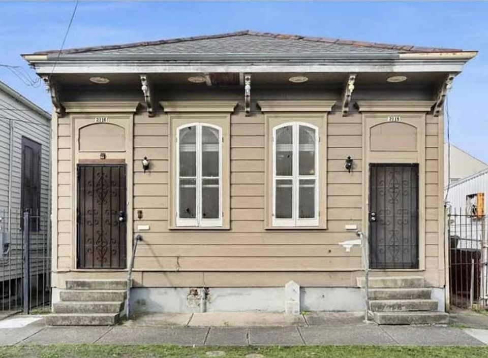 1st image of 2118 Conti St #2118