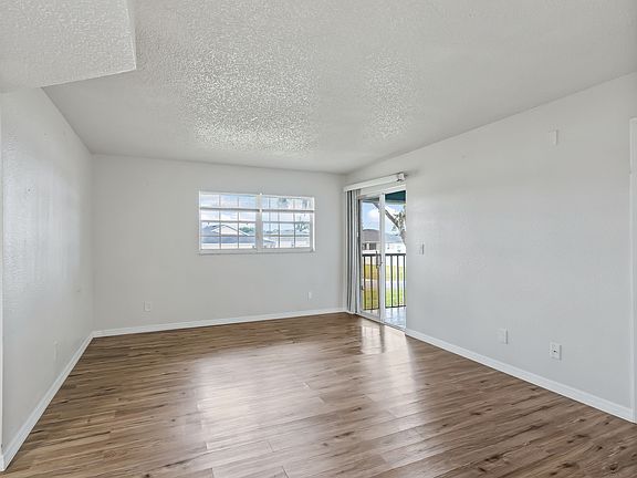 5th image of 563 Midway Trak APT K203