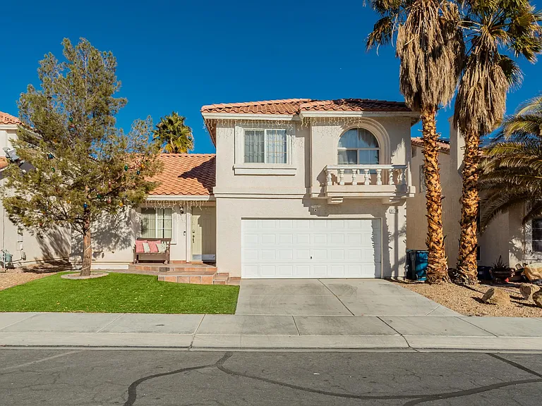 8708 Raindrop Canyon Ave — Photo 24