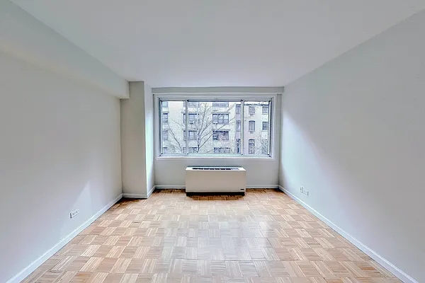 Rented by Stonehenge NYC LLC | media 2