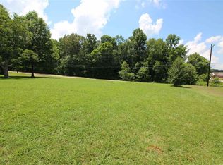 2423 Ashport Rd, Jackson, TN 38305