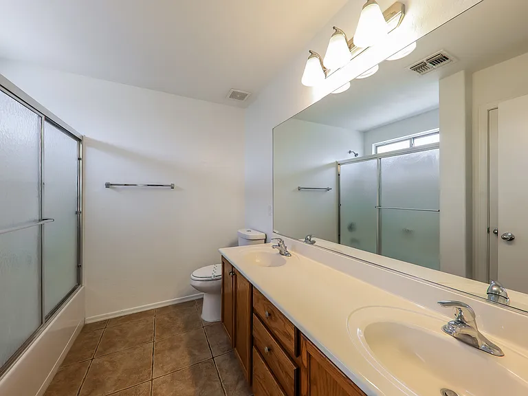 11805 W Maui Ln — Photo 11