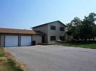 202 Cottonwood Dr, Spearfish, SD 57783