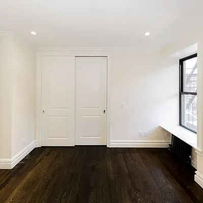 Rented by Voro New York | media 32