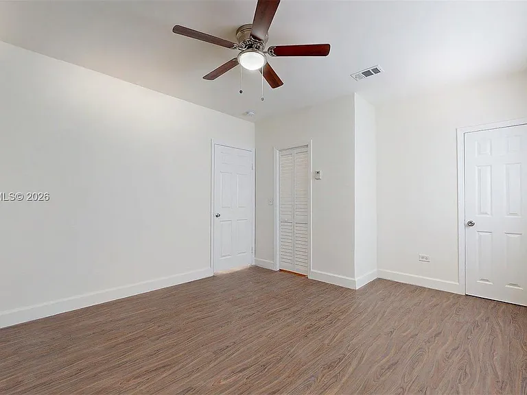 74 W 15th St #2 — Photo 16