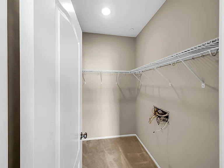 1870 Gladys Ave #107 — Photo 9