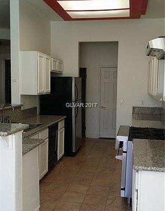 5th image of 8545 Summer Vista Ave