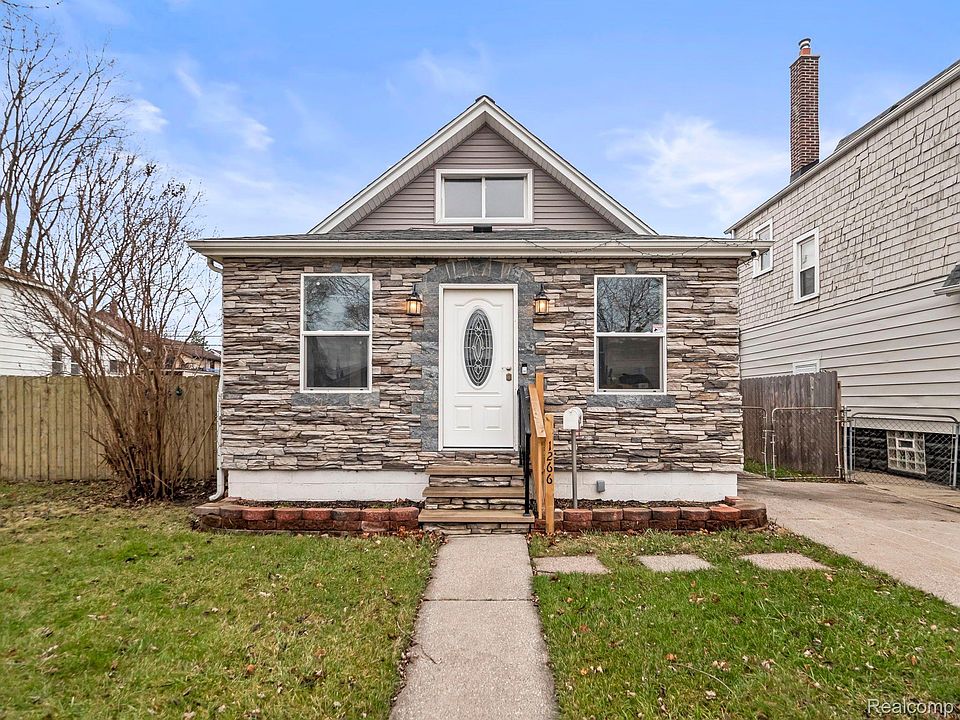 1st image of 1266 Fort Park Blvd
