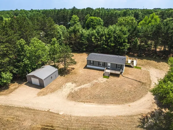 N4889 Brentwood Way, Montello, WI 53949