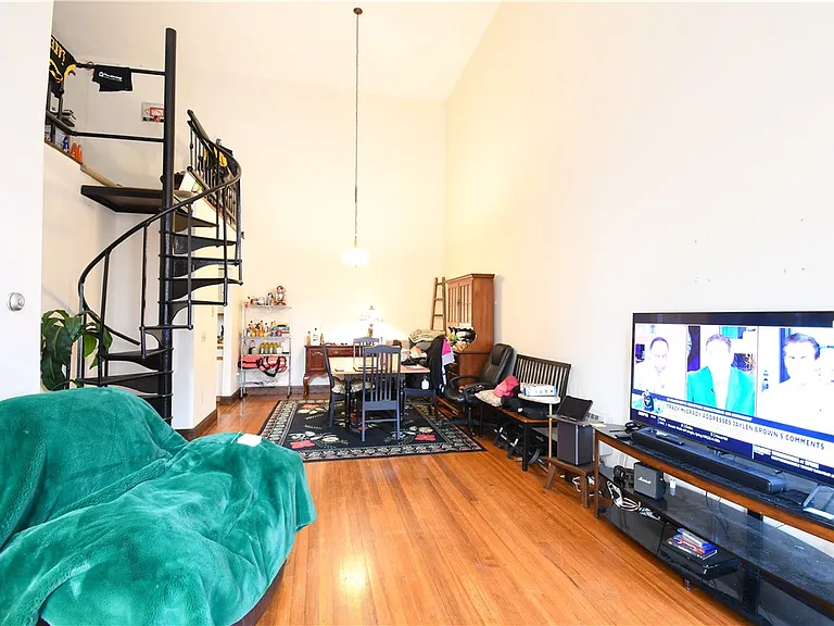 94 Averill Ave #2 — Photo 7