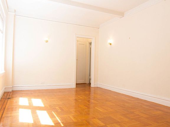 5th image of 133 W 71st St APT 9C