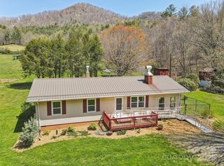 1285 Sandy Branch Rd, Bakersville, NC 28705