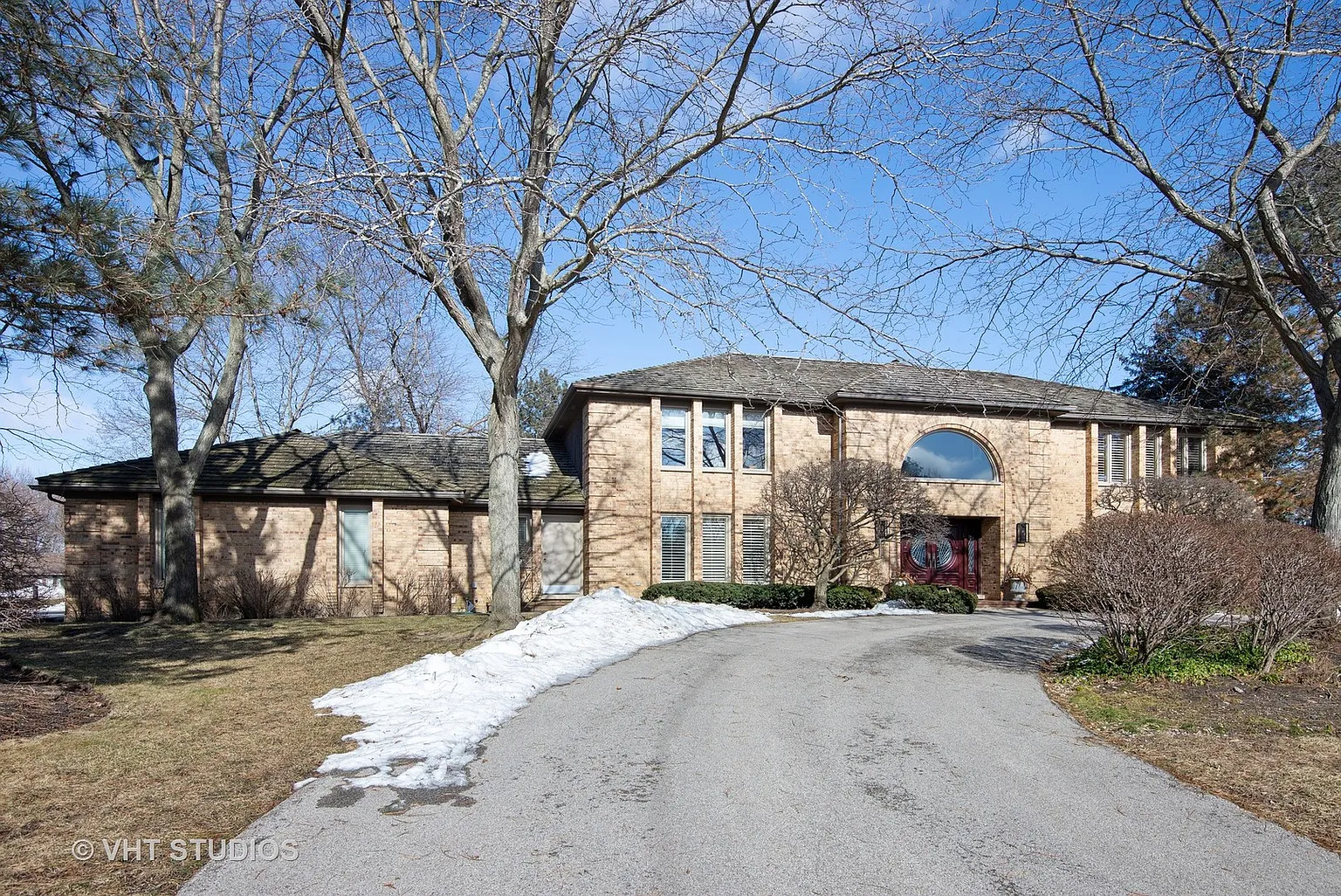 1945 Keats Ln photo 1