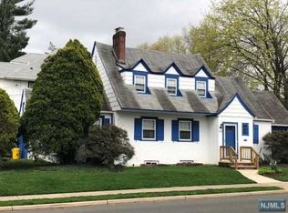 1403 Sussex Rd, Teaneck, NJ 07666