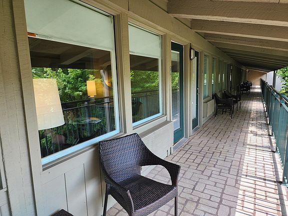 3rd image of 269 Fontana Blvd #2157
