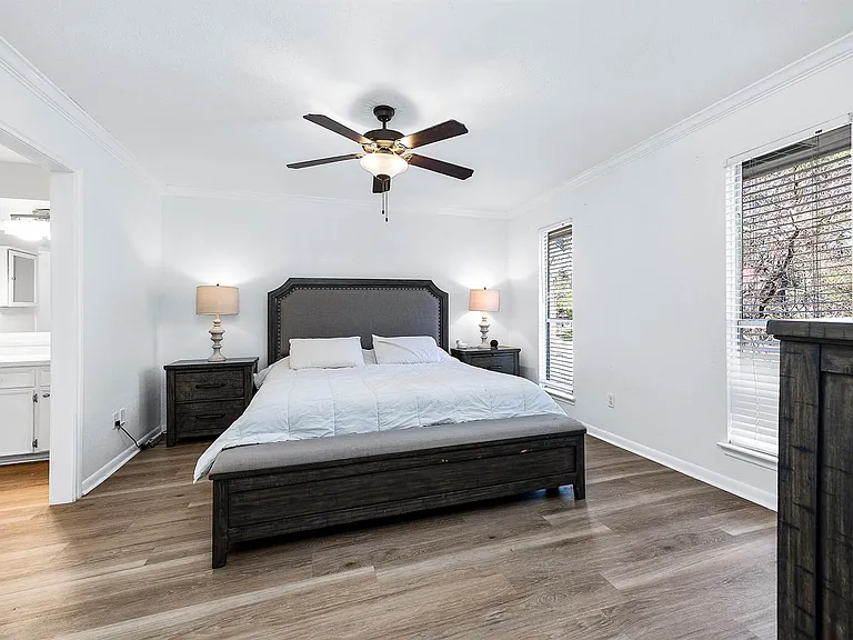 26715 Maplewood Dr — Photo 22