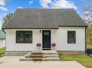 1302 Arrowhead Rd, Mount Vernon, IA 52314