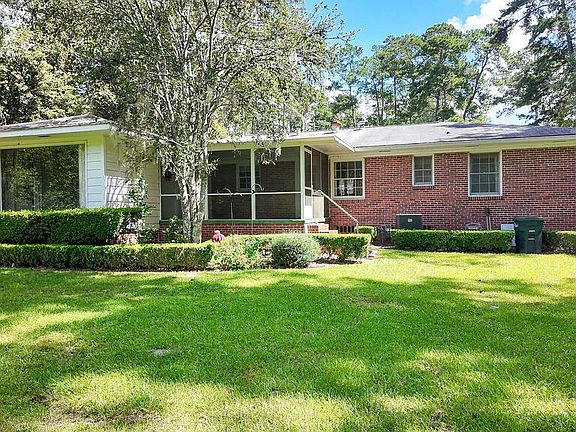 4th image of 601 Partridge Dr