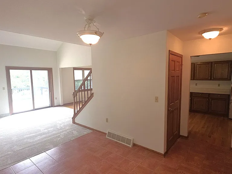 3207 S Ridgecrest Ct — Photo 6