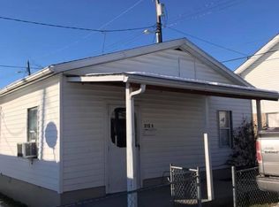 3112B 4th Ave, Charleston, WV 25387