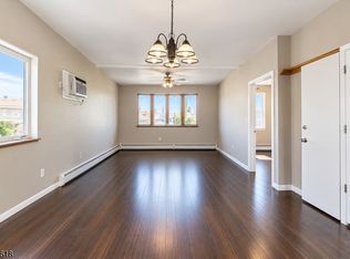515 Richford Ter Floor 2, Linden, NJ 07036