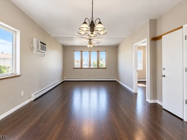515 Richford Ter Floor 2, Linden, NJ 07036