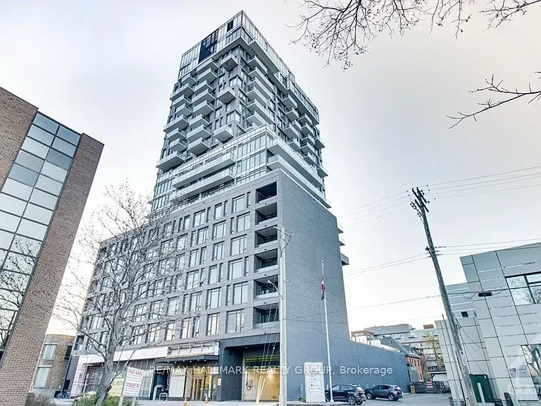 203 Catherine St #616 — Photo 1