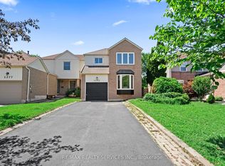 1273 Barberry Grn, Oakville, ON L6M2A8
