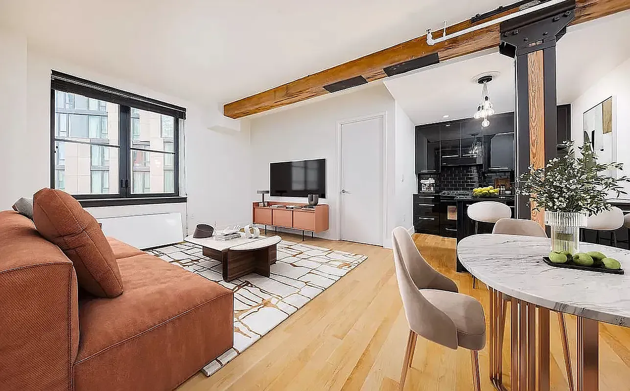 487 Keap Street — Photo 1