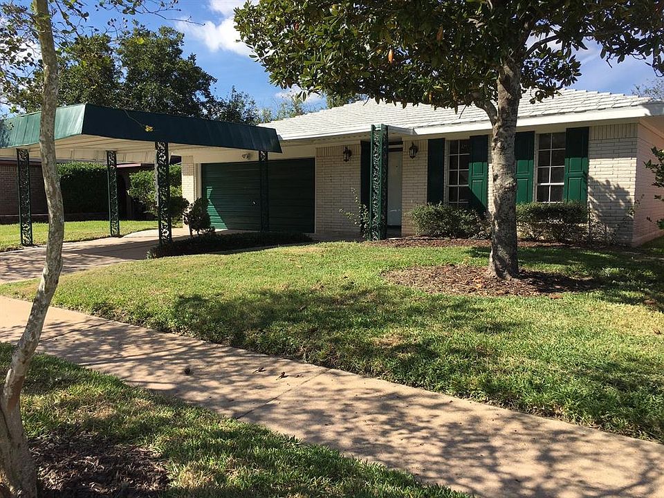 1st image of 12826 S Coast Dr