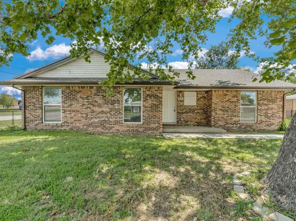 1621 E Del Mar St, Wichita, KS 67216