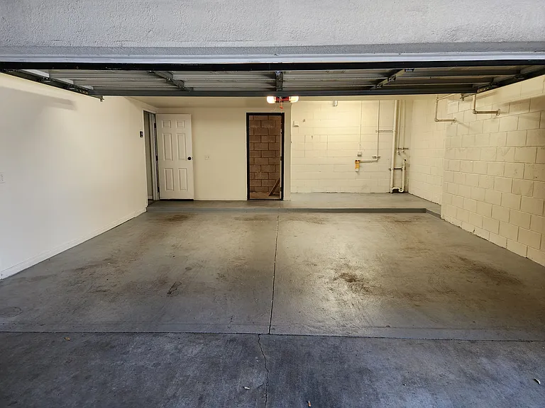 420 Riverdale Dr #11 — Photo 40