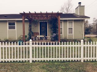 320 Boardman Ave, Bay Saint Louis, MS 39520