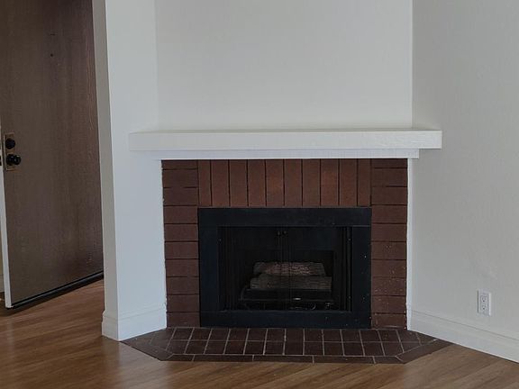 2nd image of 901 Golden Springs Dr Unit E1