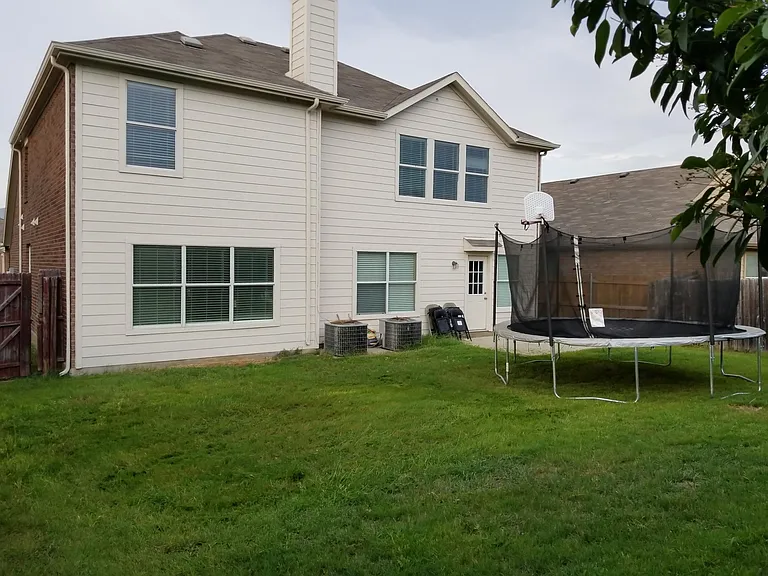 8620 Chisholm Trl — Photo 18