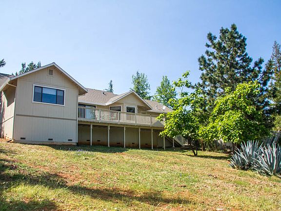 3rd image of 1901 Mariposa Ct