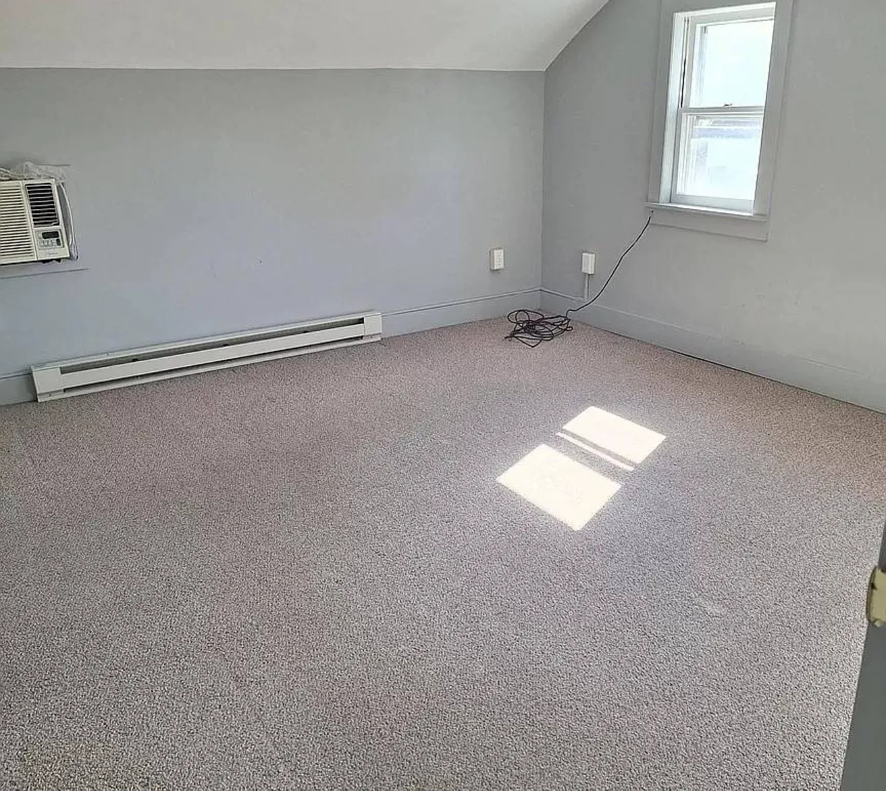 1 bed, 900 sqft, $1,750 — Photo 4