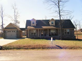 73 Cottonwood Ln, Lawrenceburg, TN 38464