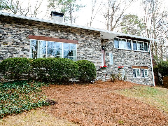 Tennessee Stone Siding