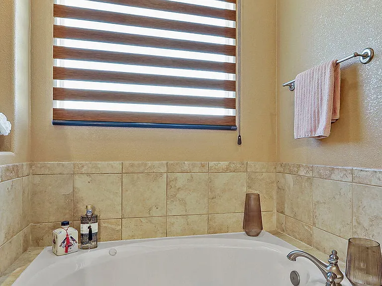 11608 Saint Thomas Way — Photo 25