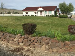 1251 Saint Hilaire Rd, Yakima, WA 98901