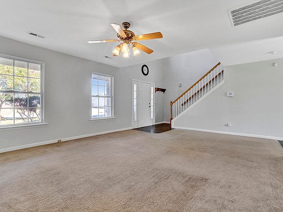 5th image of 12 Picardy Dr