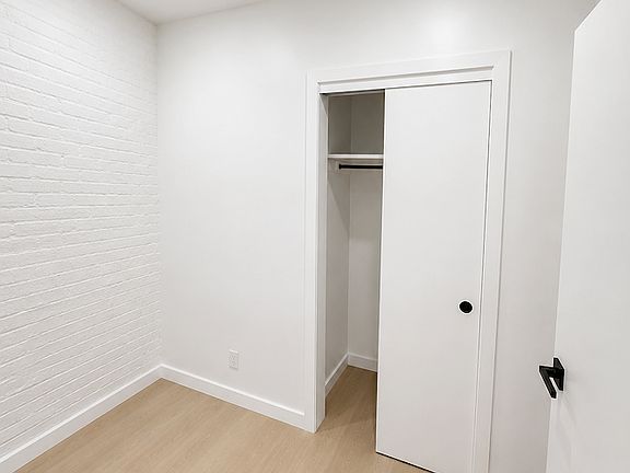 3rd image of 280 Mulberry St APT 4E