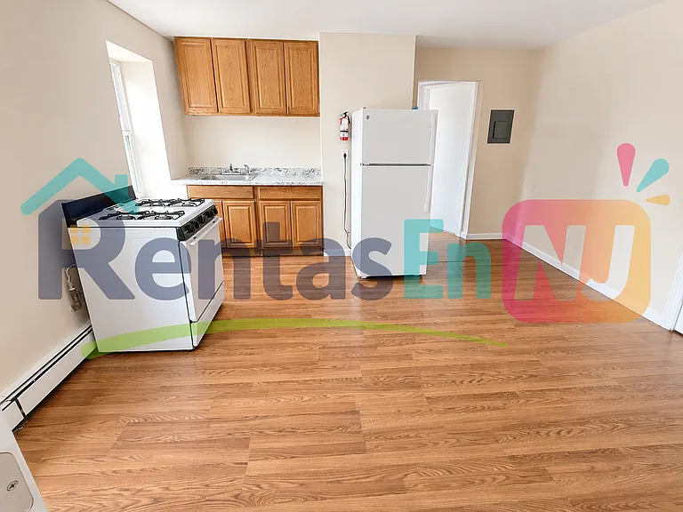 341 Myrtle Ave #2L — Photo 3