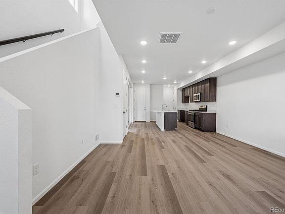2nd image of 17215 E Alameda Parkway